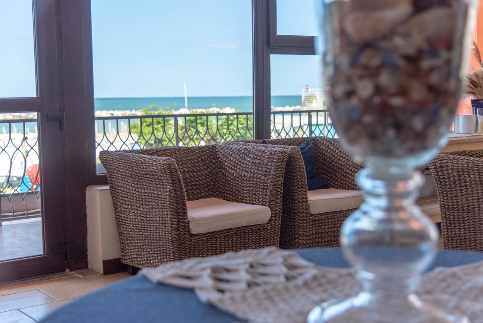 Hotel Giorgetti Orange Bellaria-Igea Marina Exterior photo